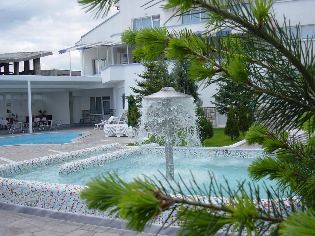 Hotel Markita Velingrad Bagian luar foto