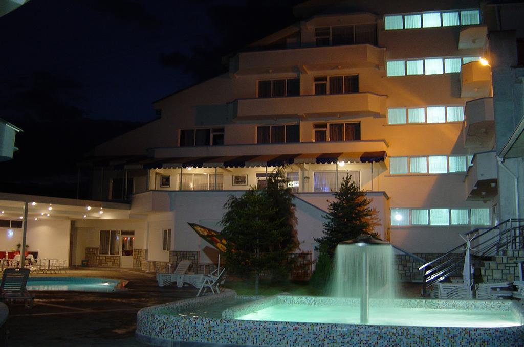 Hotel Markita Velingrad Bagian luar foto