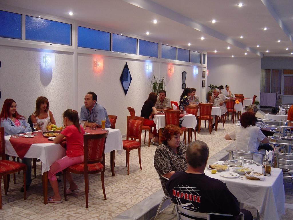 Hotel Markita Velingrad Bagian luar foto