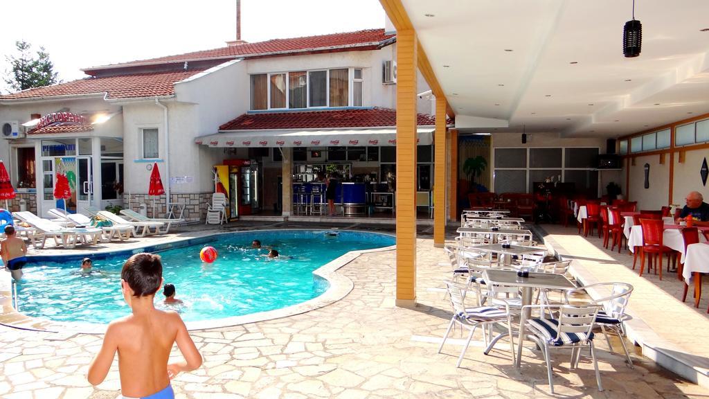 Hotel Markita Velingrad Bagian luar foto